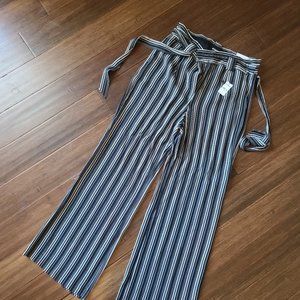NWT! Express High Waisted Wide Leg Pant